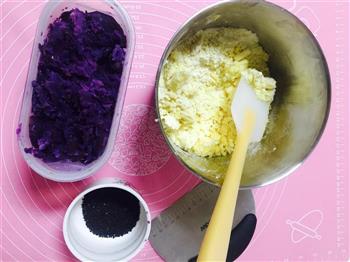 芝麻紫薯糕的做法步骤3
