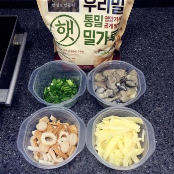 韩式海鲜面片汤的做法步骤3