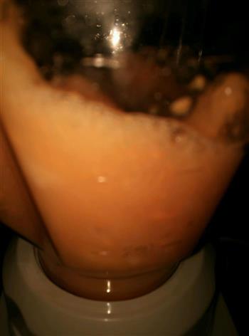 胡萝卜苹果汁的做法步骤4
