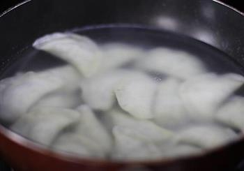 超香的芹菜饺子的做法步骤7