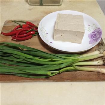 家常豆腐，饭的做法步骤1