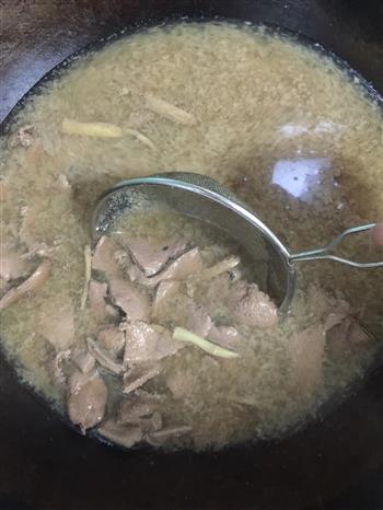 黄瓜猪肝汤的做法图解2