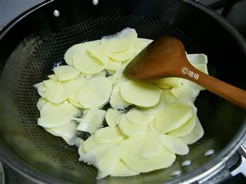 孜然土豆片的做法步骤7