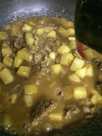 咖喱土豆炖牛肉的做法步骤7