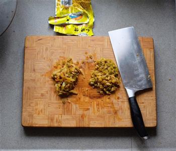 平底锅版榨菜鲜肉月饼的做法步骤4