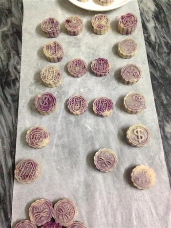 蔓越莓黑糖紫薯冰皮月饼的做法图解8