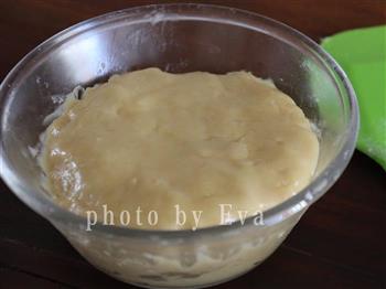 广式莲蓉蛋黄月饼的做法步骤4