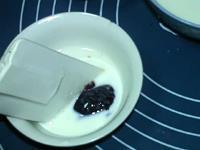 奶油蓝莓冰皮月饼的做法步骤2