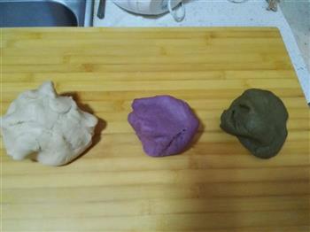 紫薯桃山皮月饼的做法步骤1