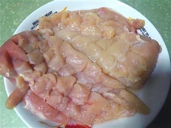 红酒苹果洋葱考鸡胸肉的做法步骤2