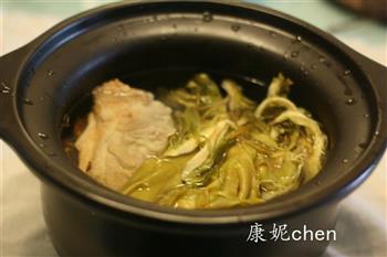 霸王花罗汉果猪肉汤的做法步骤5