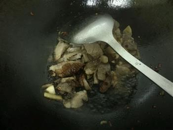 蒜苗炒肉片的做法步骤2