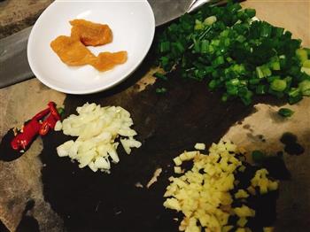 蚝油肉末茄子煲，超下饭的做法图解2