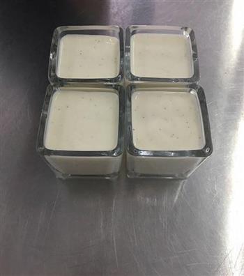 意式奶冻的做法步骤10
