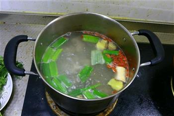 养生冬瓜排骨汤的做法步骤5