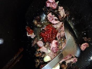 杂蔬牛肉煲的做法步骤4