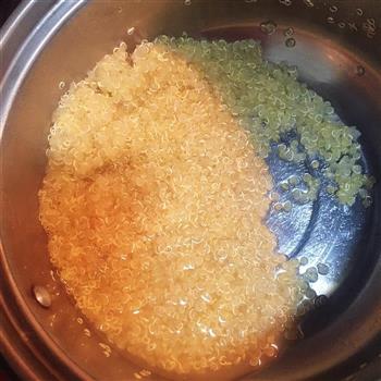 藜麦牛油果炒馒头的做法步骤1