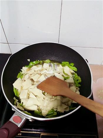 尖椒干豆腐的做法步骤6