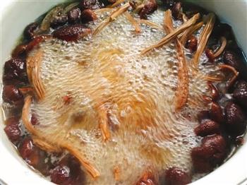 茶树菇玉米排骨汤的做法步骤4