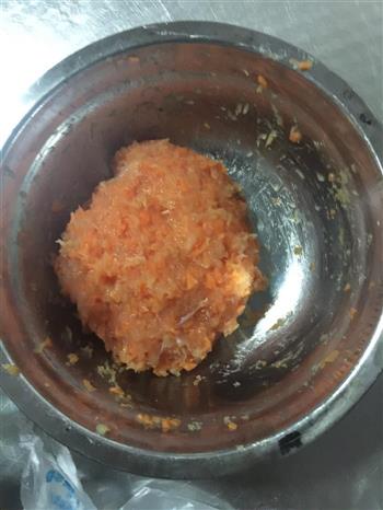 鸡肉胡萝卜蛋卷的做法步骤2