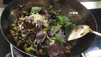 紫苏炒石螺丨大嘴螺的做法步骤9