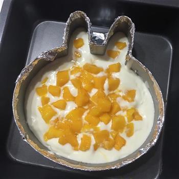 可妮兔酸奶芒果慕斯蛋糕的做法图解9