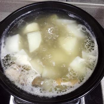 萝卜排骨汤的做法步骤4