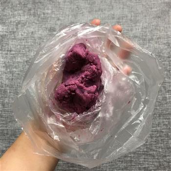 蒸微紫薯酸奶糕的做法步骤2