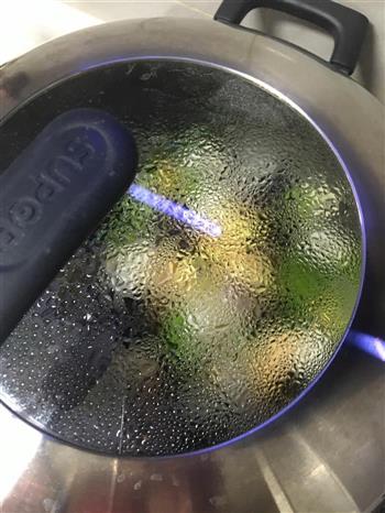 暖香浓郁的三汁焖锅的做法步骤4