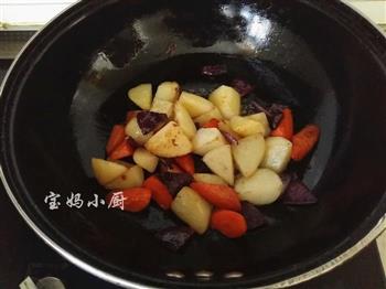 胡萝卜土豆烧牛腩的做法步骤10