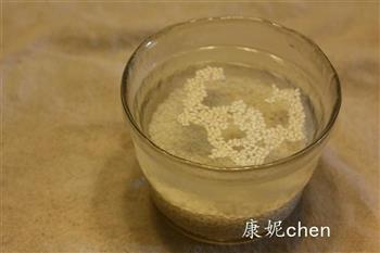 红糖桂花糯米藕的做法步骤2