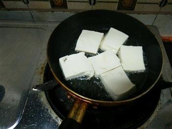 香菇豆腐煲的做法步骤4