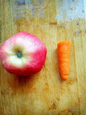 胡萝卜苹果泥的做法步骤1