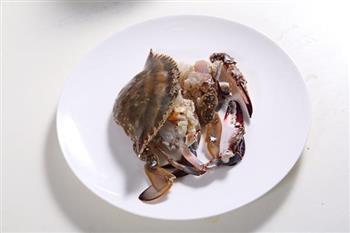 鸡汤白菜煲海蟹的做法图解1