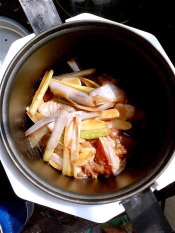 单身懒蛋爱吃肉—电饭锅可乐土豆烧鸡块的做法步骤5