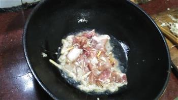 板栗香菇烧鸡的做法步骤5