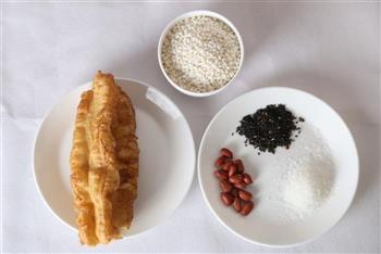 糯米包油条丨中国式饭团的做法图解1