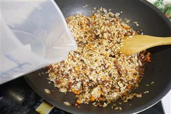 肉香糯米卷的做法步骤5