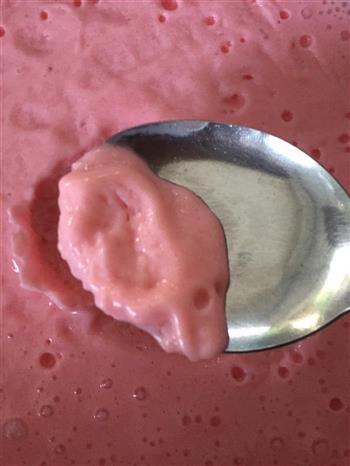 草莓冰淇淋的做法步骤4