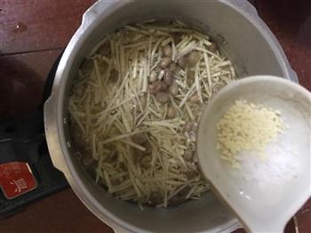 竹笋排骨汤的做法图解9