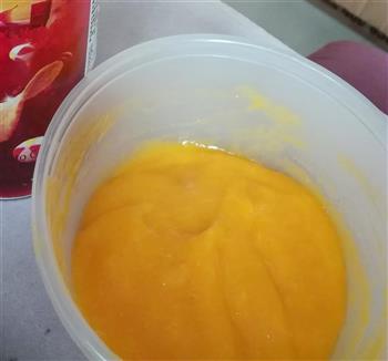 芒果果冻蛋糕的做法步骤2