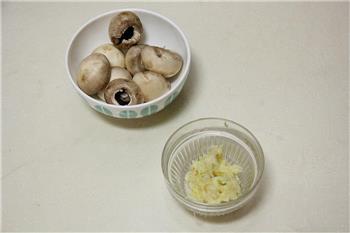 土豆泥焗蘑菇的做法图解2