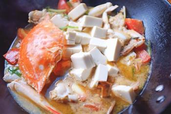 梭子蟹番茄豆腐煲的做法步骤9
