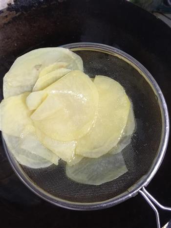 炸土豆片的做法步骤5