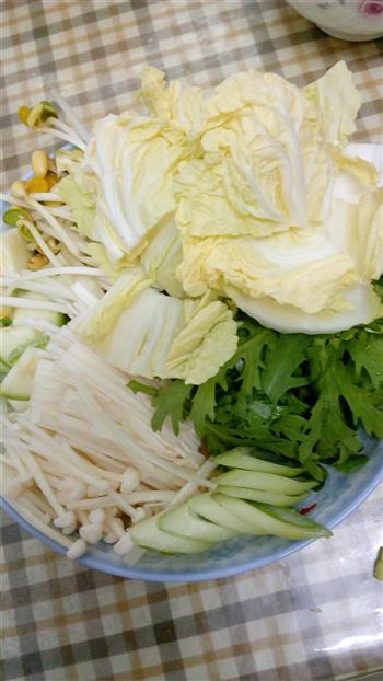 韩式辣白菜汤的做法图解1