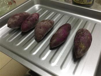 烤紫薯的做法步骤1