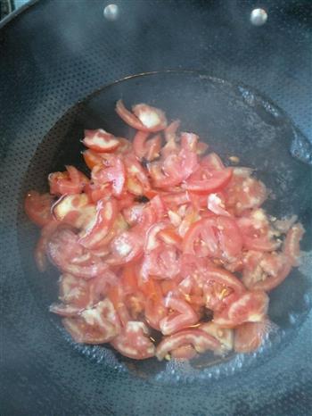 海鲜西红柿蛋汤的做法步骤4
