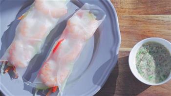 越南鲜虾春卷的做法步骤6
