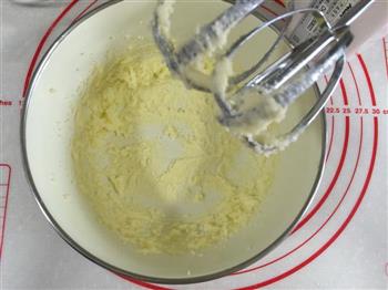 奶黄包的做法步骤3