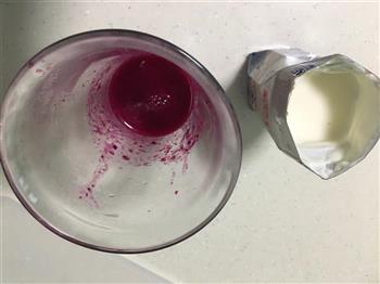 红心火龙果酸奶棒冰的做法图解2